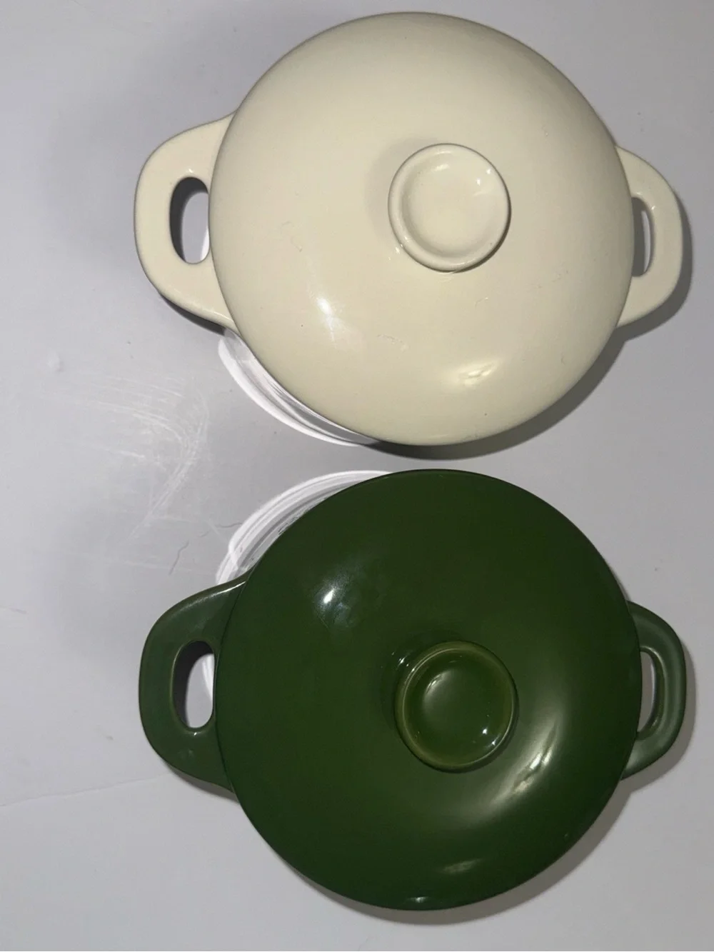 Brocc your body Cream and Olive Green Ceramic Covered Casserole Set